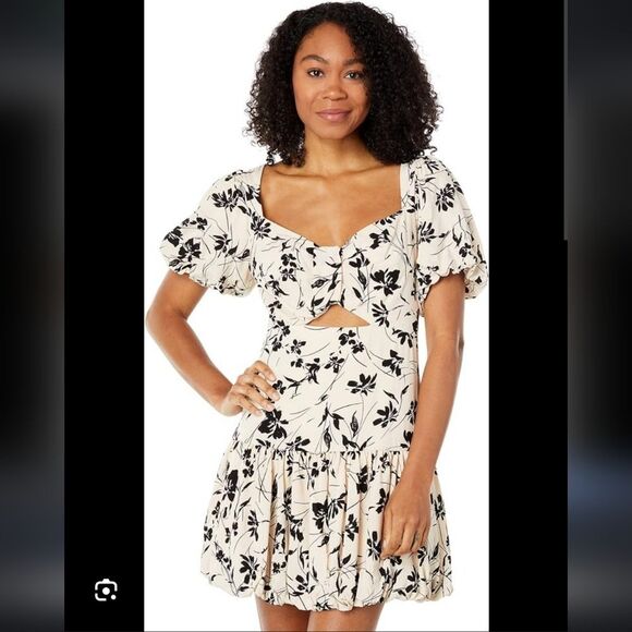 ASTR the label Women's Siyah Dress S worn once excellent condition - Picture 1 of 3